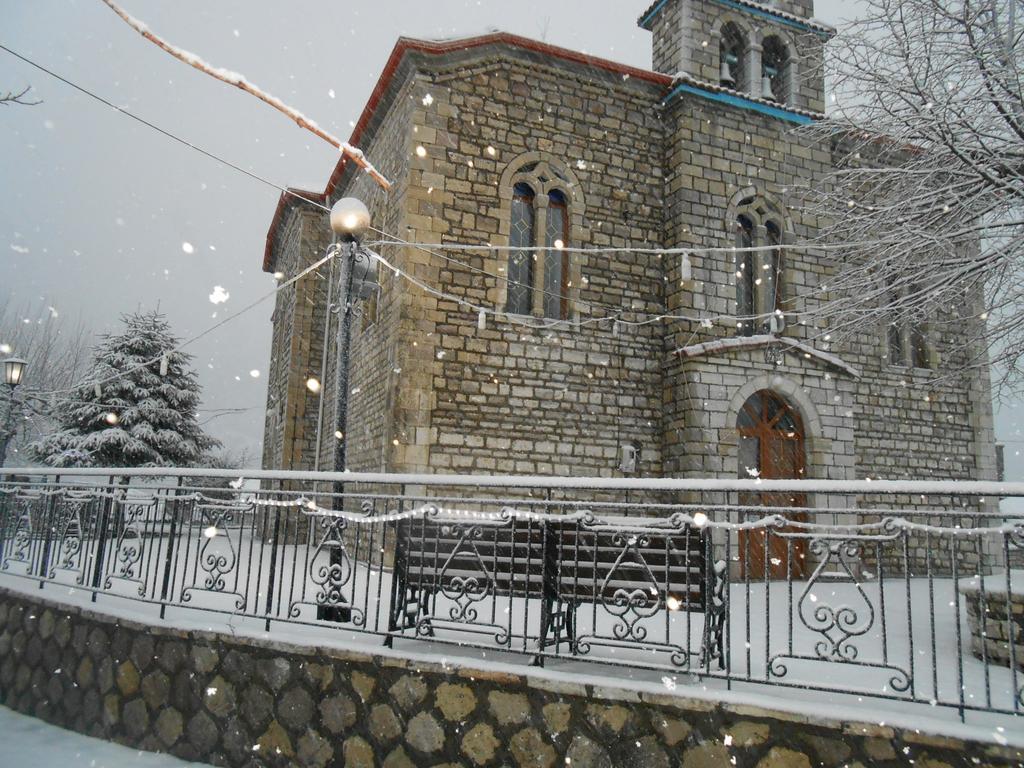Oihalia Guesthouse Fidhákia Exterior foto